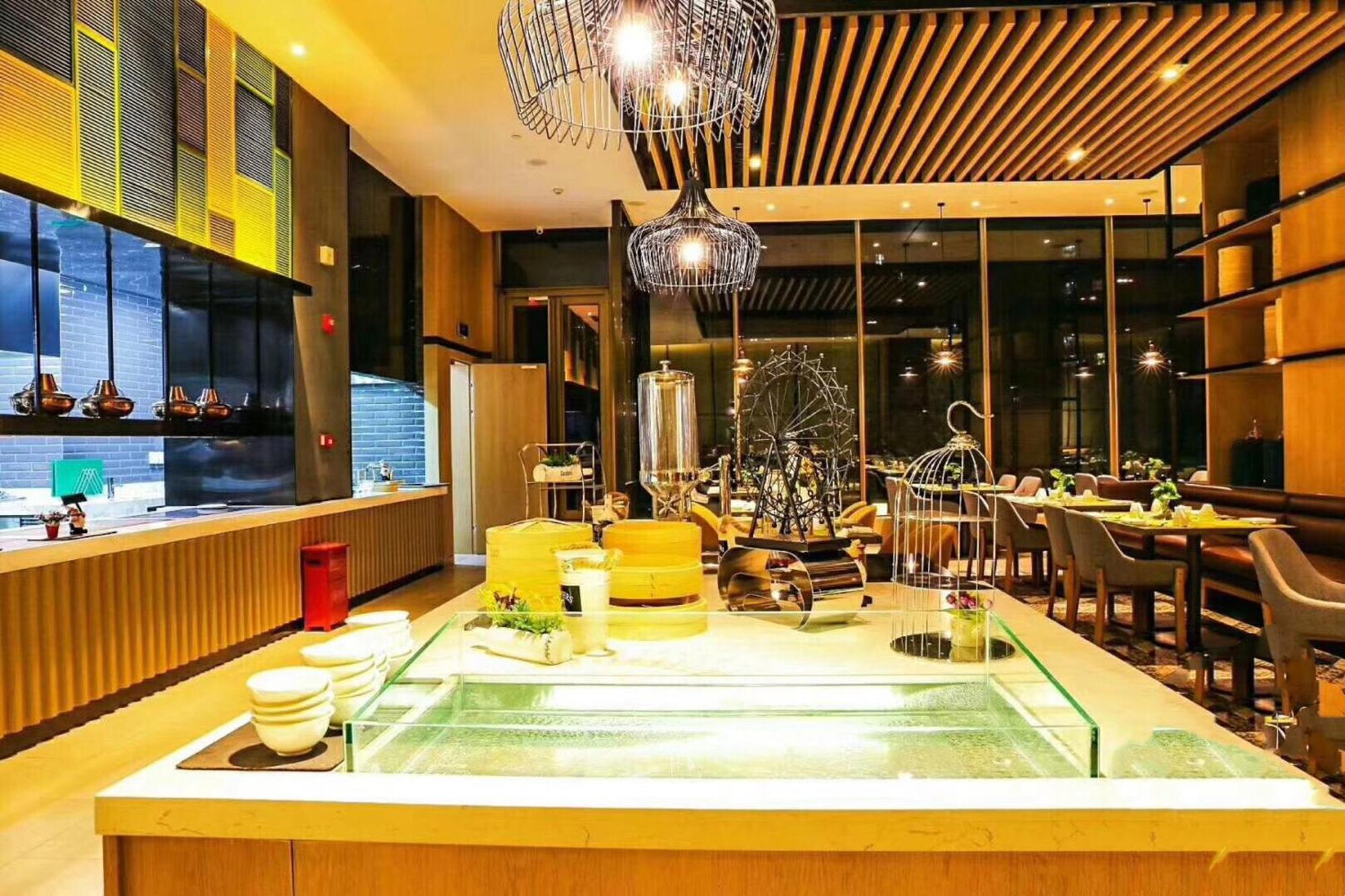 Holiday Inn & Suites Tianjin Downtown By Ihg,Tianjin Drum Tower,Joycity Shopping Mall,Tianjin Ancient Cultural Street,Haihe River,The Porcelain House,Convenient Access To Tianjin Binhai International Airport Kültér fotó
