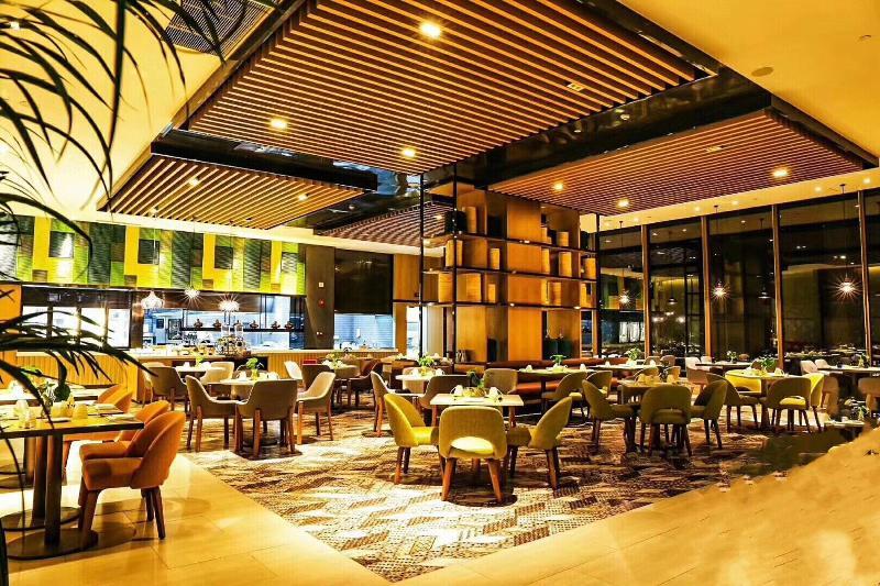Holiday Inn & Suites Tianjin Downtown By Ihg,Tianjin Drum Tower,Joycity Shopping Mall,Tianjin Ancient Cultural Street,Haihe River,The Porcelain House,Convenient Access To Tianjin Binhai International Airport Kültér fotó
